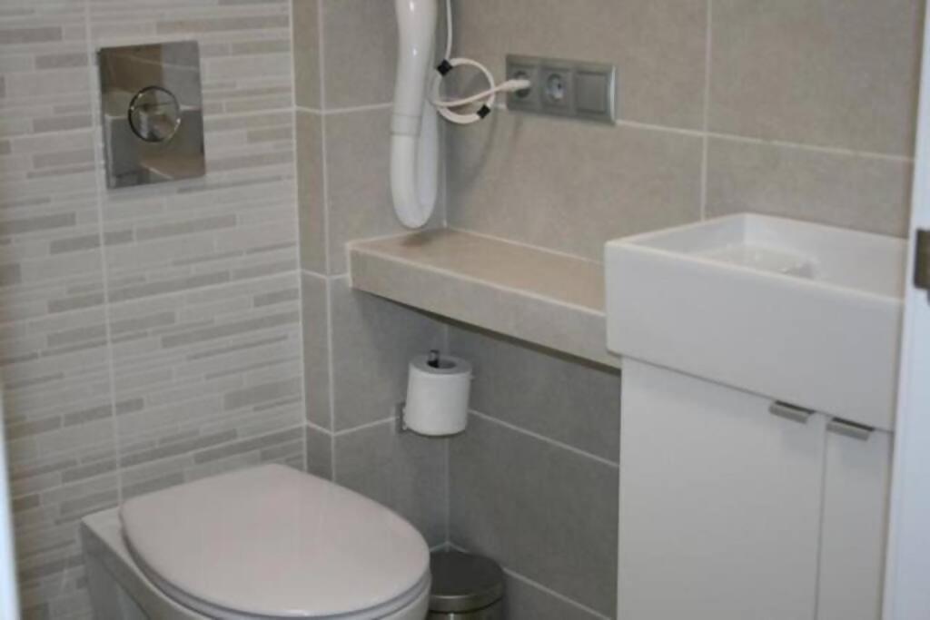 Las Lanzas Studio Apartment Playa Muchavista El Campello Bagian luar foto