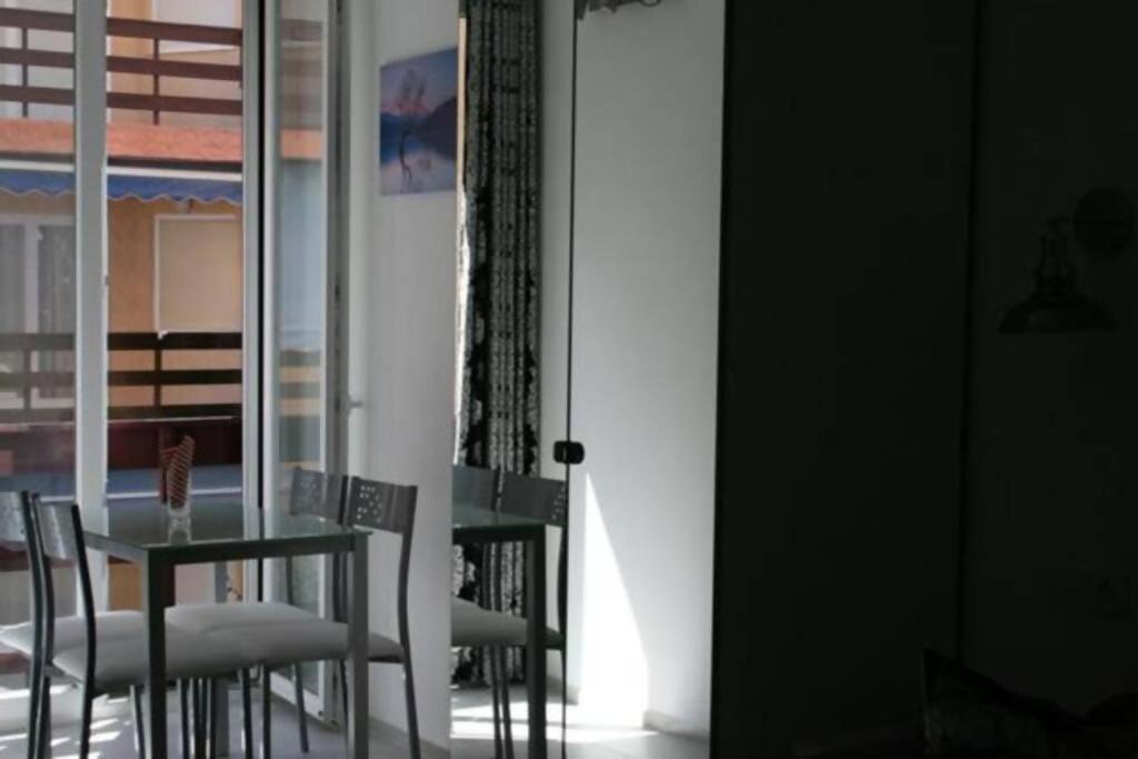 Las Lanzas Studio Apartment Playa Muchavista El Campello Bagian luar foto